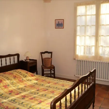 Сasa de vacaciones Maison Familiale Avec Jardin Clos, A 400m De La Et Proche Commerces, - Fr-1-22-235 *