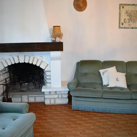 Сasa de vacaciones Maison Familiale Avec Jardin Clos, A 400m De La Et Proche Commerces, - Fr-1-22-235 *