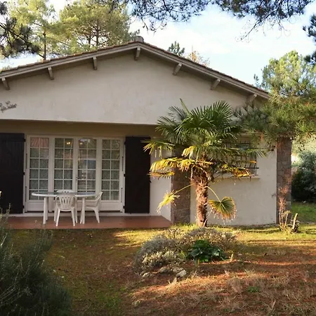 Casa de Férias Maison Familiale Avec Jardin Clos, à 400m De La Et Proche Commerces, - Fr-1-22-235