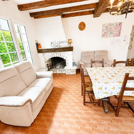 Casa de Férias Maison Familiale Avec Jardin Clos, à 400m De La Et Proche Commerces, - Fr-1-22-235 La Tranche-sur-Mer