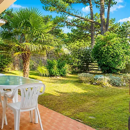 Casa de Férias Maison Familiale Avec Jardin Clos, à 400m De La Et Proche Commerces, - Fr-1-22-235
