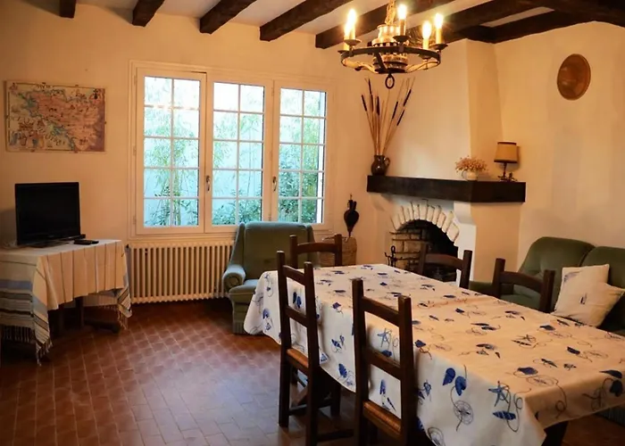 Maison Familiale Avec Jardin Clos, A 400m De La Et Proche Commerces, - Fr-1-22-235 La Tranche-sur-Mer